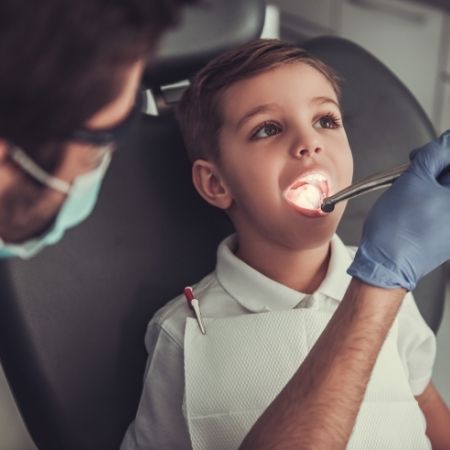 Nettoyage dentaire à St-Jérôme | Dr. Stéphane Girard
